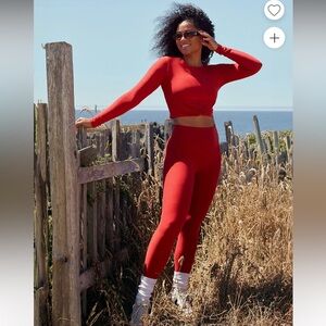 Beyond yoga caught in the midi high waisted leggings ruby red heather large